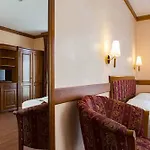 Venezia ホテル 4*