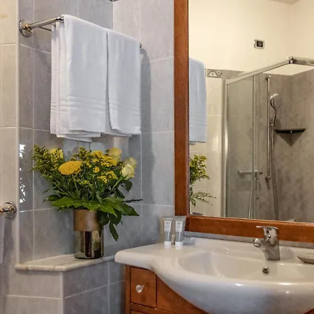 威尼斯别墅酒店 4* 格拉多