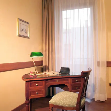 Venezia Hotel 4*
